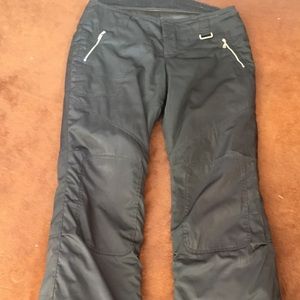 Bogner black ski pants. Midweight. Flattering!